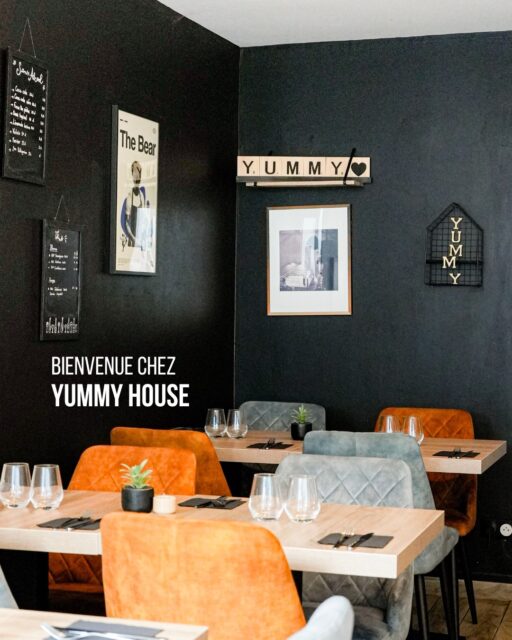 Bienvenue chez Yummy House 🍔Du fait maison, des produits frais, une ambiance conviviale du midi au soir 🔥Burgers artisanaux, bières locales, cocktails, douceurs maison… Tu viens pour manger, tu reviens pour l’ambiance 🤍📍 80 rue de France, Fontainebleau📞 06 88 04 93 97#YummyHouse #Fontainebleau #BurgerArtisanal #FoodLovers #Ambiance